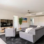 Apartamento Newly Built With Pool, Walk To The *