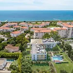 Newly Built With Pool, Walk To The * Antibes