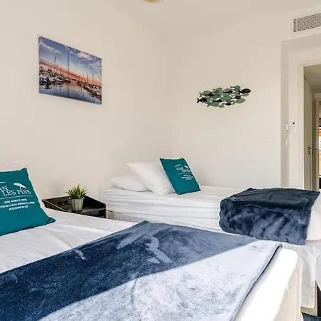Newly Built With Pool, Walk To The Apartamento